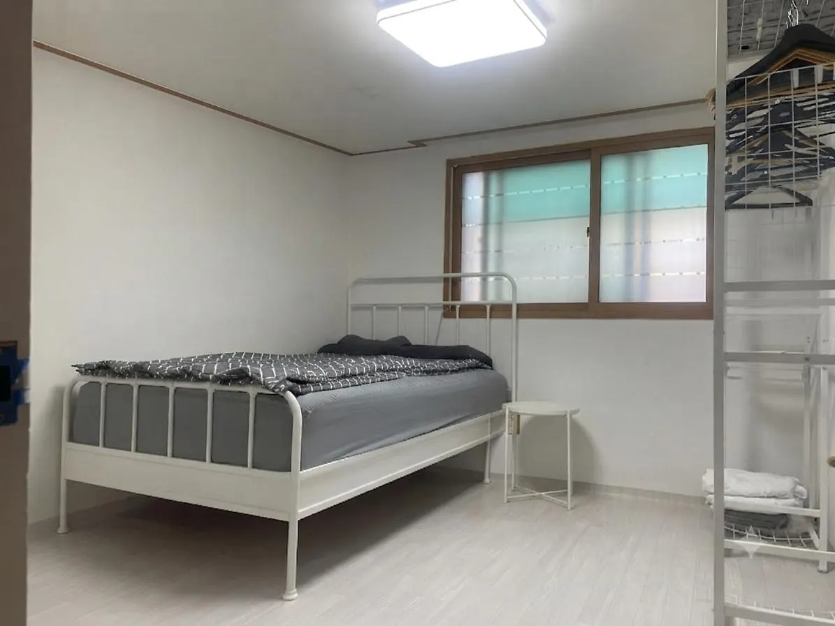 Bv House Apartment Incheon Homestay